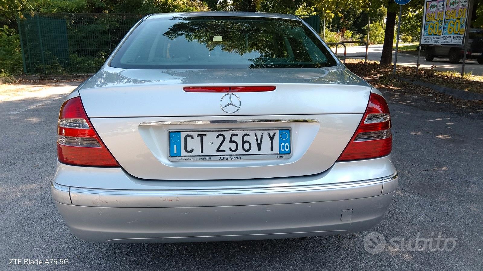 Mercedes-Benz E 2004 photo 4
