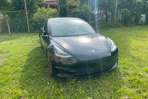 Tesla model 3 dual motor long range