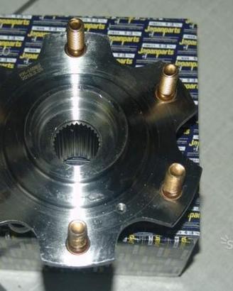 Mozzo anteriore mitsubishi pajero 3880a024