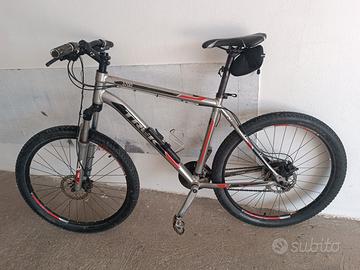 MTB Trek 3700 disc ruote 26 "