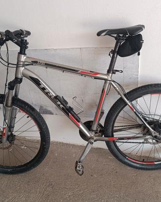 MTB Trek 3700 disc ruote 26 "