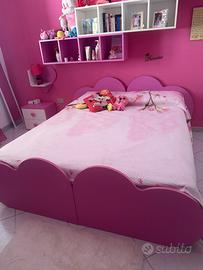 cameretta rosa e bianca