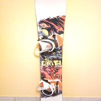 Snowboard capita horoscope 153 con attacchi