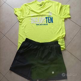 Pantaloncini Asics taglia L + maglietta