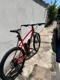 Bicicletta MTB veramente nuova