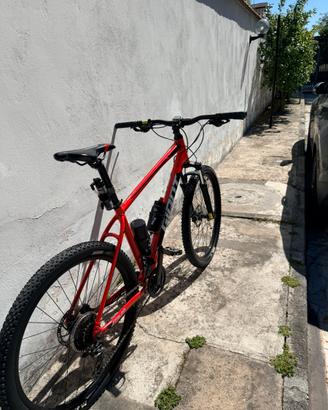 Bicicletta MTB veramente nuova