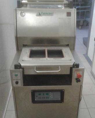Termosigillatrice semiautomatica per vaschette ATM