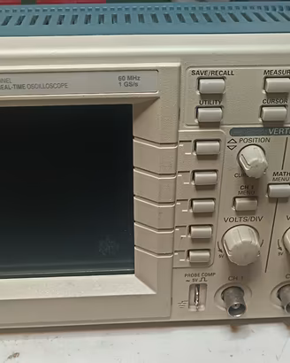 OSCILLOSCOPIO TEKTRONIX TDS 210