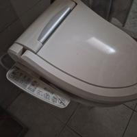 WC con sedile bidet integrato