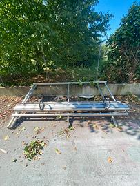 Portapacchi con portascala