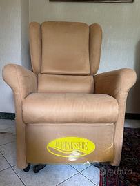 2 Poltrone con meccanismo RELAX, LIFT e MASSAGGIO