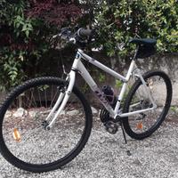 Mountain bike 26" bianca