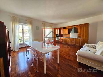 Appartamento di 110 m² con 4 locali a Milano