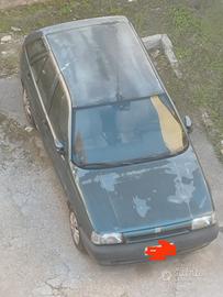 Auto d'epoca del 1993. Solo seriamente interessati