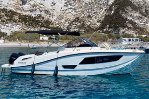 Quicksilver 875 Sundeck Twin 250 Verado 2021