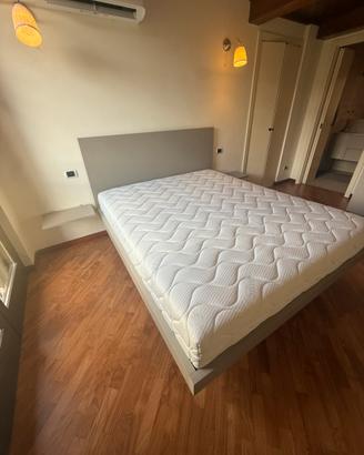 Letto sospeso con matterasso NUOVO