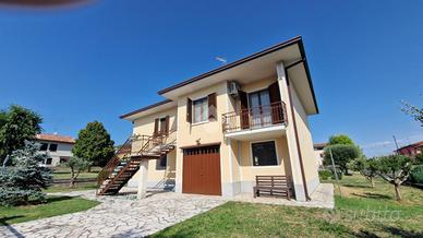 VILLA SINGOLA A CAVRIANA