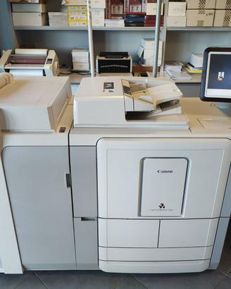 Macchina da produzione Canon VP110 con finisher