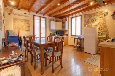 3 LOCALI A TOSCOLANO-MADERNO