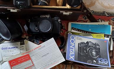 Macchina fotografica a pellicola Contax 139 quartz