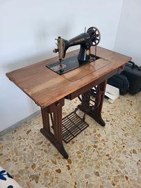 Macchina da Cucire Antica SINGER 15K88 Anno 1933