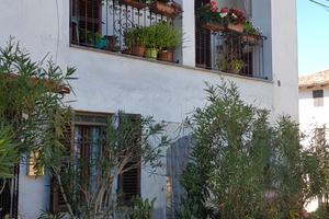 Casa libera su tre lati