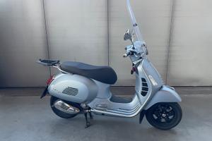 Vespa GTS Super 300