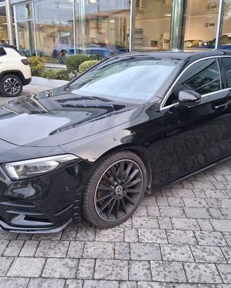 MERCEDES A250 4 MATIC PREMIUM