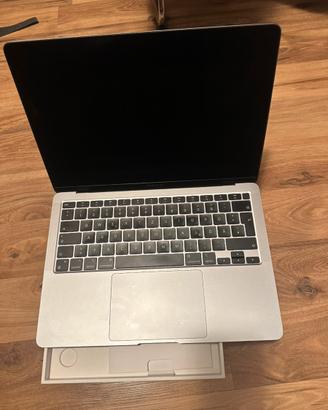 Apple MacBook M1