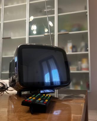 Televisore Brionvega Algol 11”