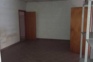 Locale commerciale libero