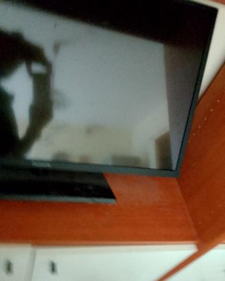 TELEVISORE LED PANASONIC