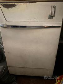 Frigorifero fiat anni 50