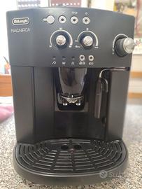 Macchina caffè in grani de longhi