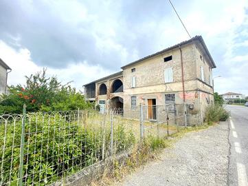 RUSTICO A MONTICELLI D'ONGINA