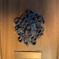 Crest vari