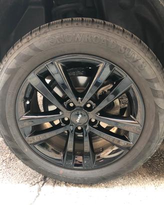 Cerchi da 17 in lega jeep gomme termiche