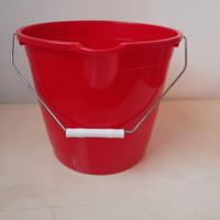 Secchio graduato 10 Litri con beccuccio - Rosso