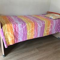 Letto singolo con ruote