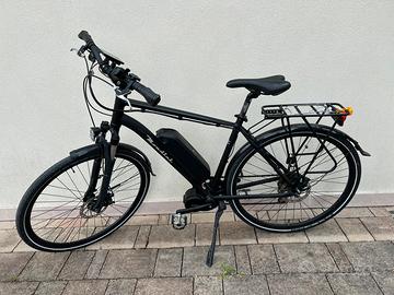 Bicicletta elettrica da Trekking  usata pochissimo