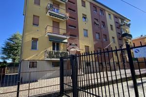 2 LOCALI A PADERNO D'ADDA