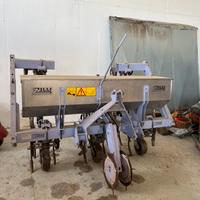 Trattore sarchiatore mais 4file