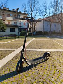 Monopattino elettrico Navee v50i pro