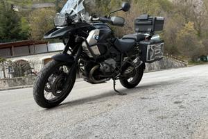 Bmw r 1200 gs tripleblack (bialbero)