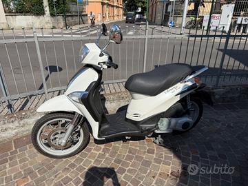 Piaggio Liberty 125 Anno 2016 km 30000