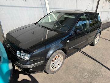 Volkswagen Golf 1.9tdi 5 porte