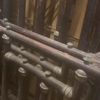 Struttura letto antico compreso di reti