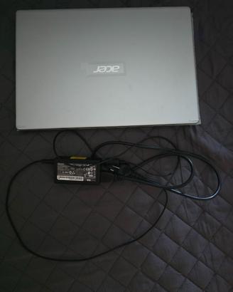 Computer Acer  Aspire 5