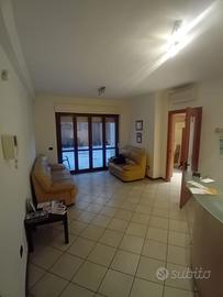 Via XX settembre appartamento ampio terrazzo