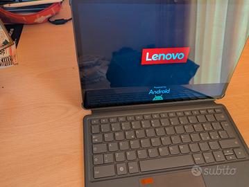 Tablet Lenovo con tastiera + custodia (come nuovo)